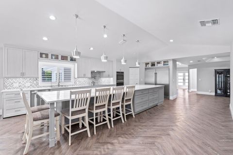 Photo of 21059 Sweetwater Lane N, Boca Raton, FL 33428 (MLS # RX-11116689)