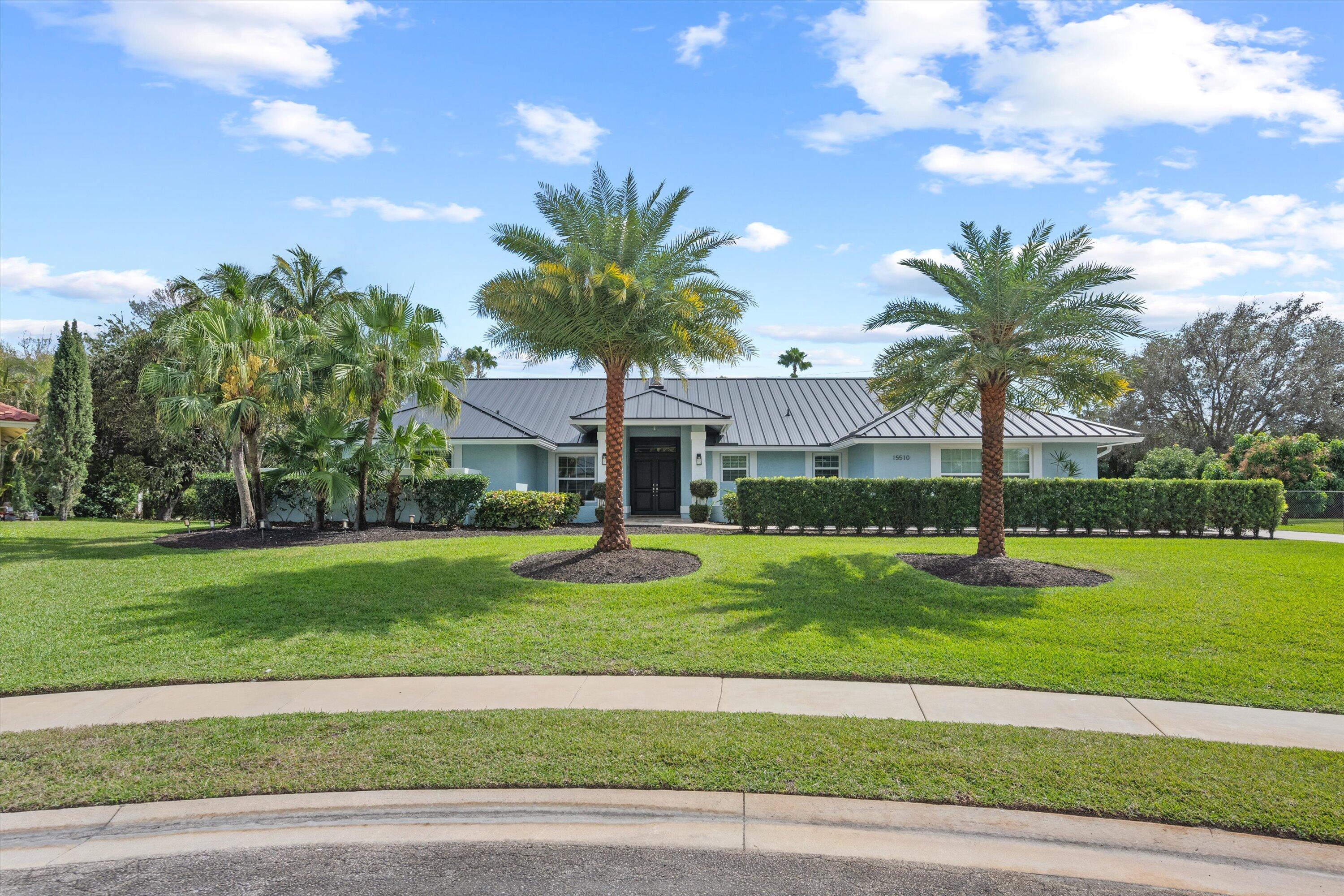 Property for Sale at 15510 Rolling Meadows Circle, Wellington, Palm Beach County, Florida - Bedrooms: 5 
Bathrooms: 3  - $1,199,900