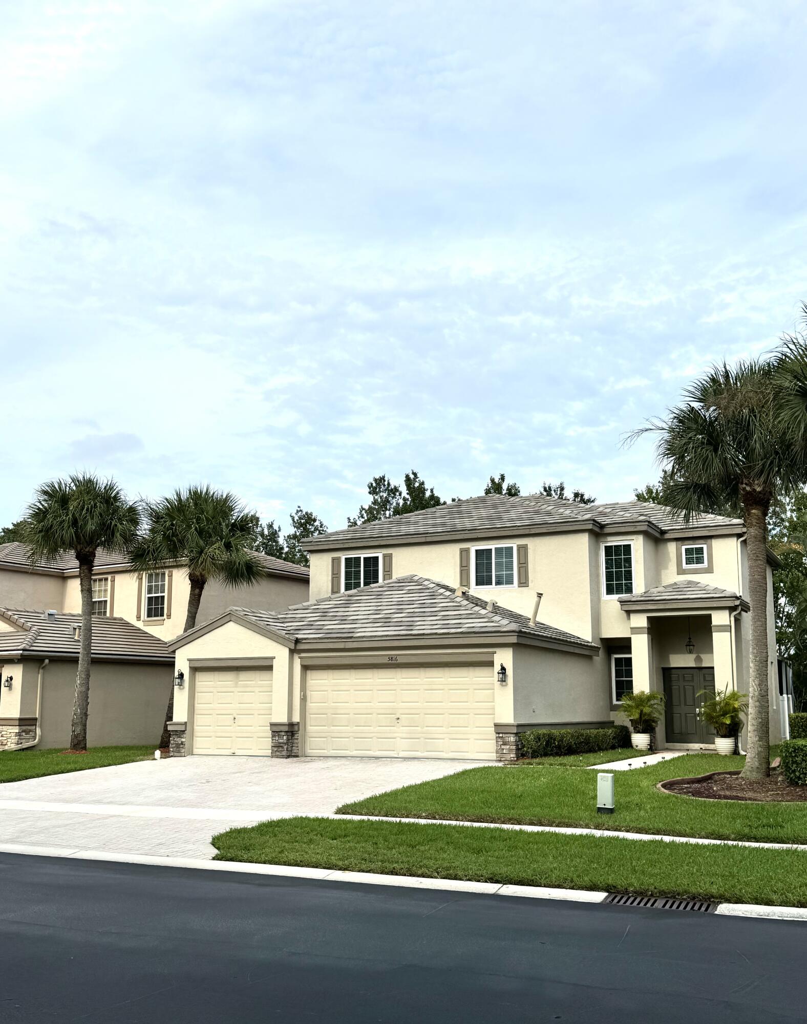 5816 Saddle Trail Lane, Lake Worth, Palm Beach County, Florida - 5 Bedrooms  
3 Bathrooms - 