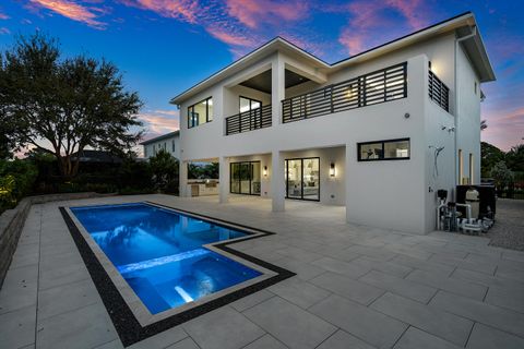 Photo of 151 Eden Ridge Lane, Boynton Beach, FL 33435 (MLS # RX-11110936)