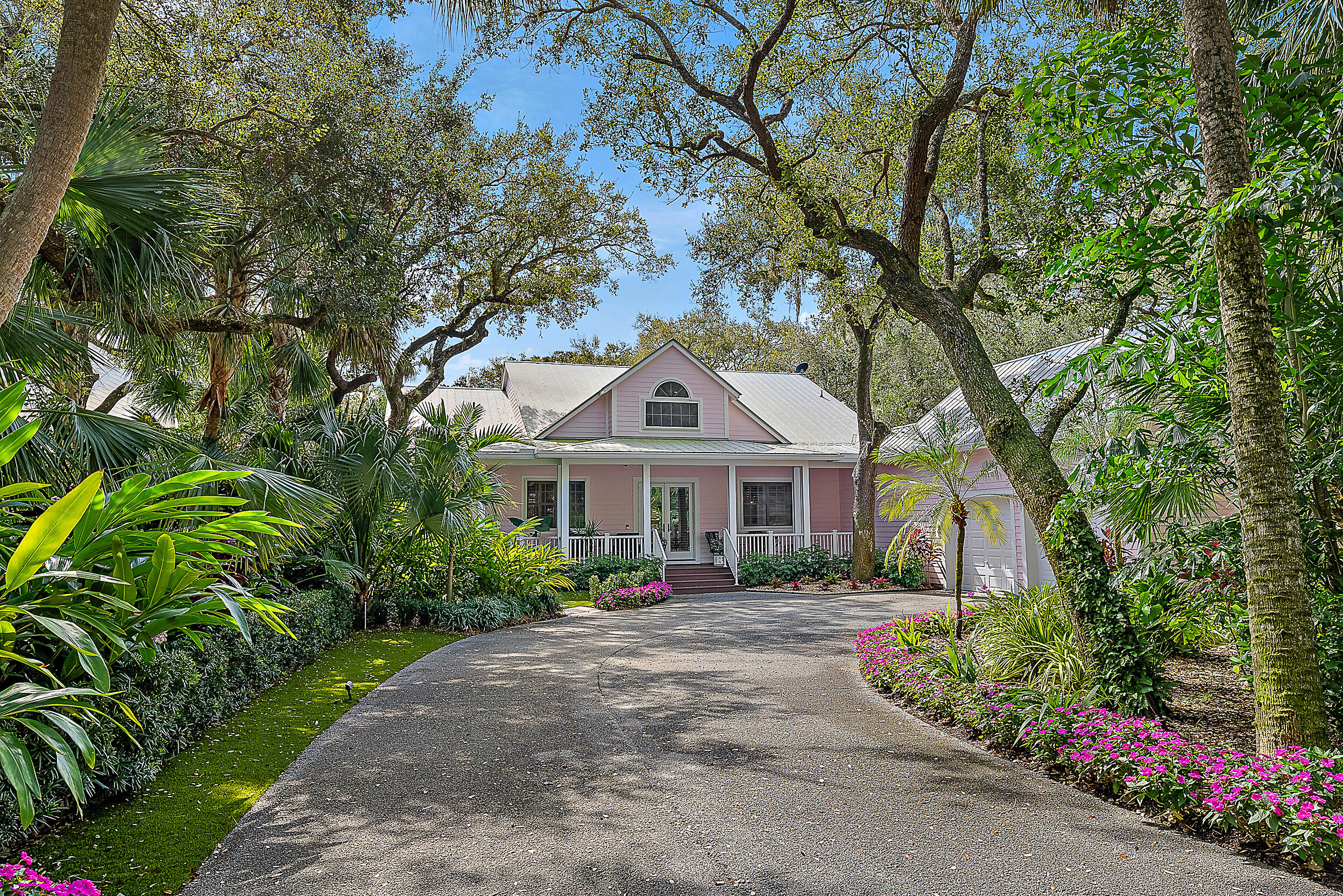 Property for Sale at 2590 Natures Way, Palm Beach Gardens, Palm Beach County, Florida - Bedrooms: 4 
Bathrooms: 4  - $1,799,000