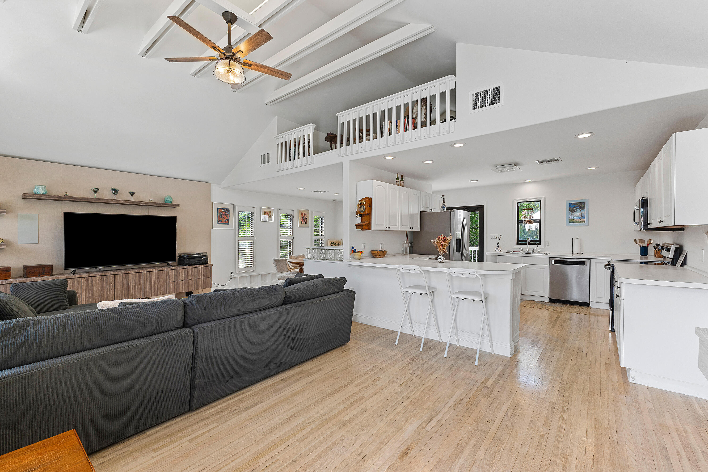 Property for Sale at 638 Ne 8th Avenue, Boynton Beach, Palm Beach County, Florida - Bedrooms: 4 
Bathrooms: 2.5  - $715,000
