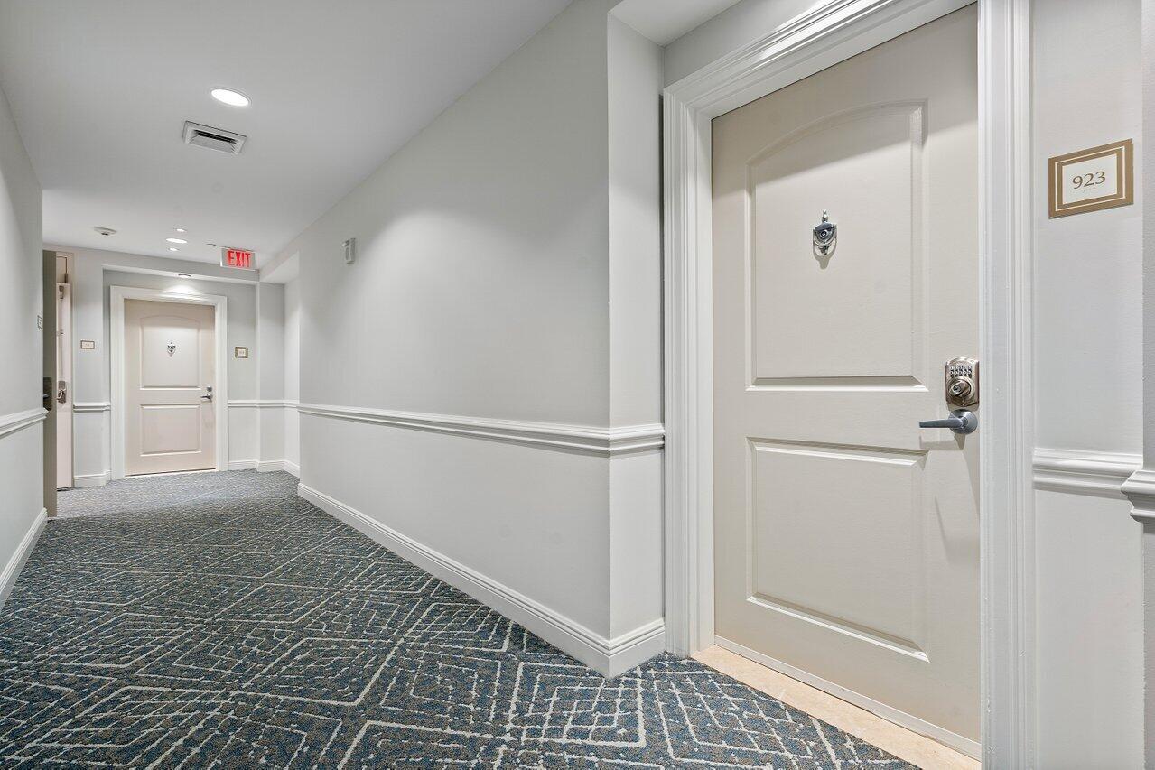 701 S Olive Avenue 923, West Palm Beach, Palm Beach County, Florida - 2 Bedrooms  
2 Bathrooms - 
