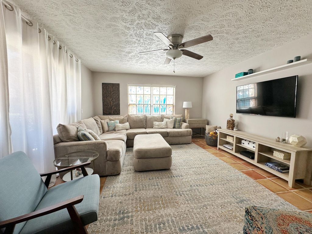 Photo of 7405 SE Jamestown Terrace #Bldg 17, Hobe Sound, FL 33455 (MLS # RX-11101980)