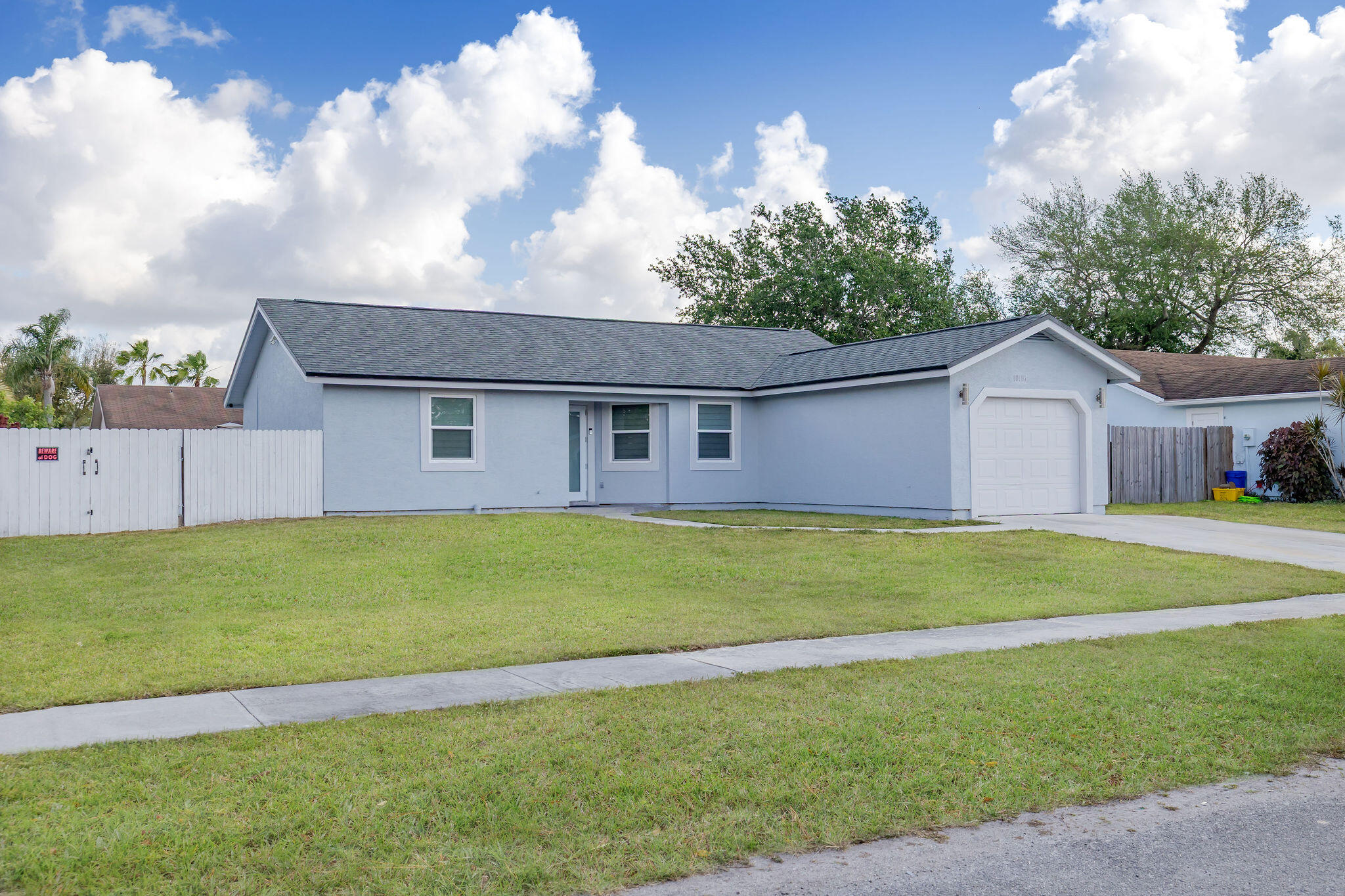 10187 Patience Lane, Royal Palm Beach, Palm Beach County, Florida - 3 Bedrooms  
2 Bathrooms - 