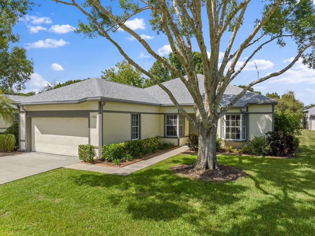 Photo of 7960 Cabot Tower Place, Vero Beach, FL 32966 (MLS # RX-11126022)