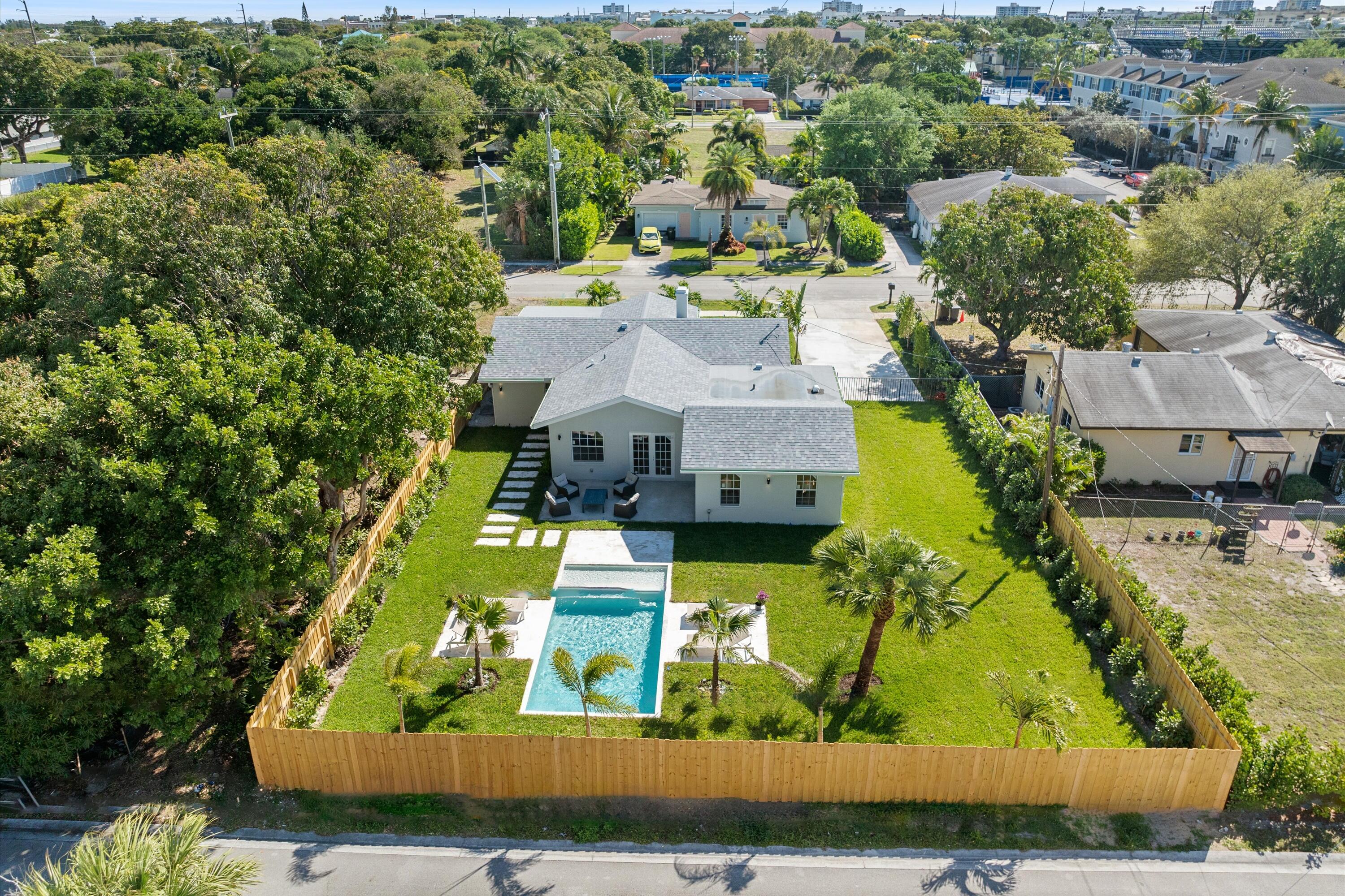 Property for Sale at 108 Nw 4th Avenue, Delray Beach, Palm Beach County, Florida - Bedrooms: 4 
Bathrooms: 2.5  - $1,495,000