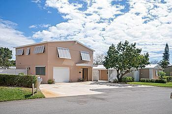 205 Se 21st Avenue, Boynton Beach, Palm Beach County, Florida - 5 Bedrooms  
3 Bathrooms - 