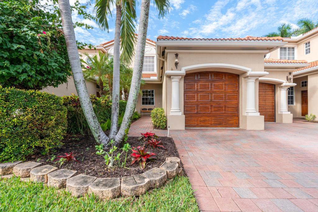 Property for Sale at 16055 Sims Road 103, Delray Beach, Palm Beach County, Florida - Bedrooms: 3 
Bathrooms: 2  - $469,900
