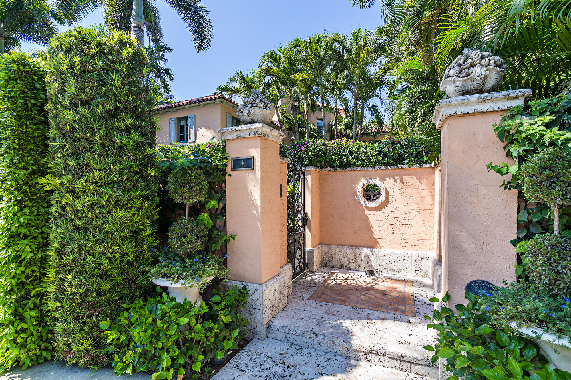 Photo 1 of 4 Golfview Road, Palm Beach, Florida, $10,900,000, Web #: 10524295