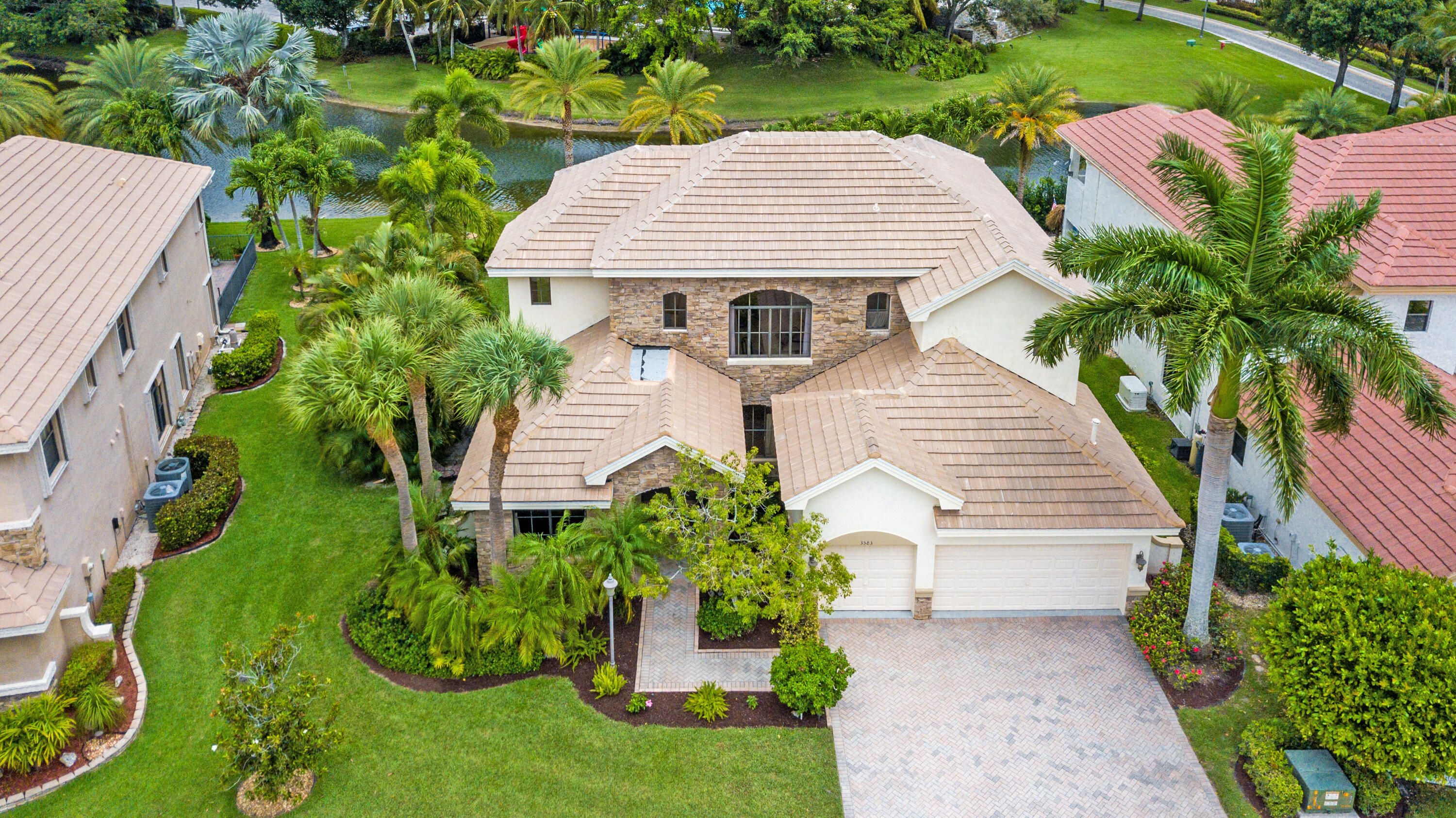 Property for Sale at 3583 Collonade Drive, Wellington, Palm Beach County, Florida - Bedrooms: 5 
Bathrooms: 5.5  - $1,170,000