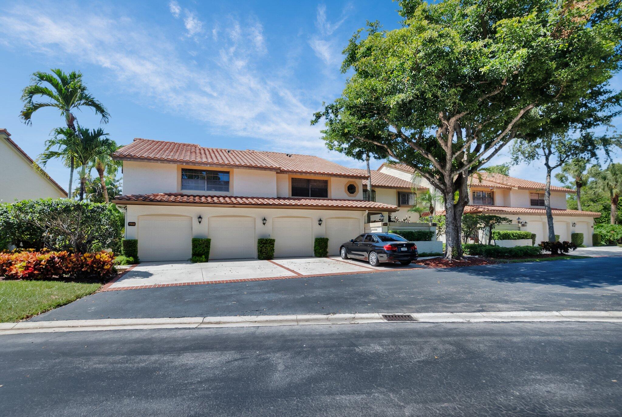 7940 La Mirada Drive, Boca Raton, Palm Beach County, Florida - 3 Bedrooms  
2.5 Bathrooms - 