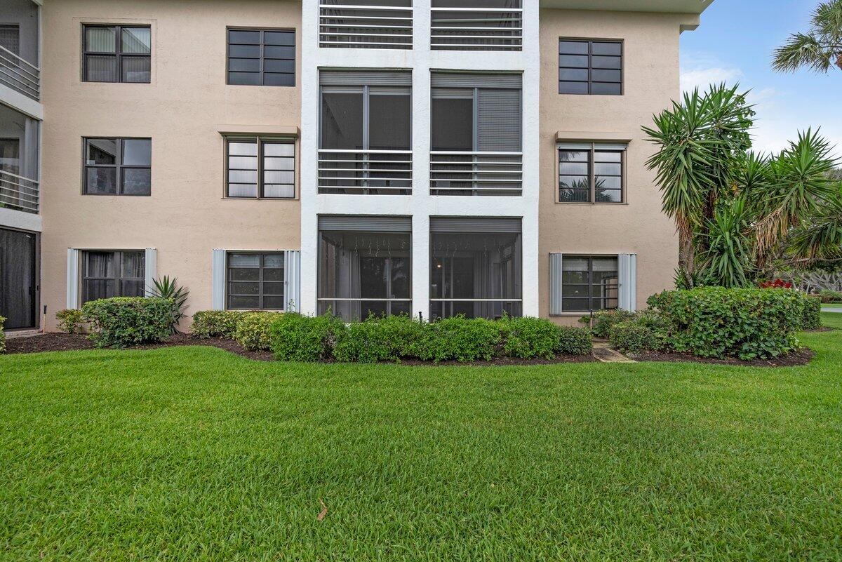 300 N Highway A1a 101A, Jupiter, Palm Beach County, Florida - 2 Bedrooms  
2 Bathrooms - 