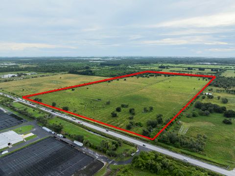 Photo of 1500 N Kings Highway, Fort Pierce, FL 34947 (MLS # RX-11125949)