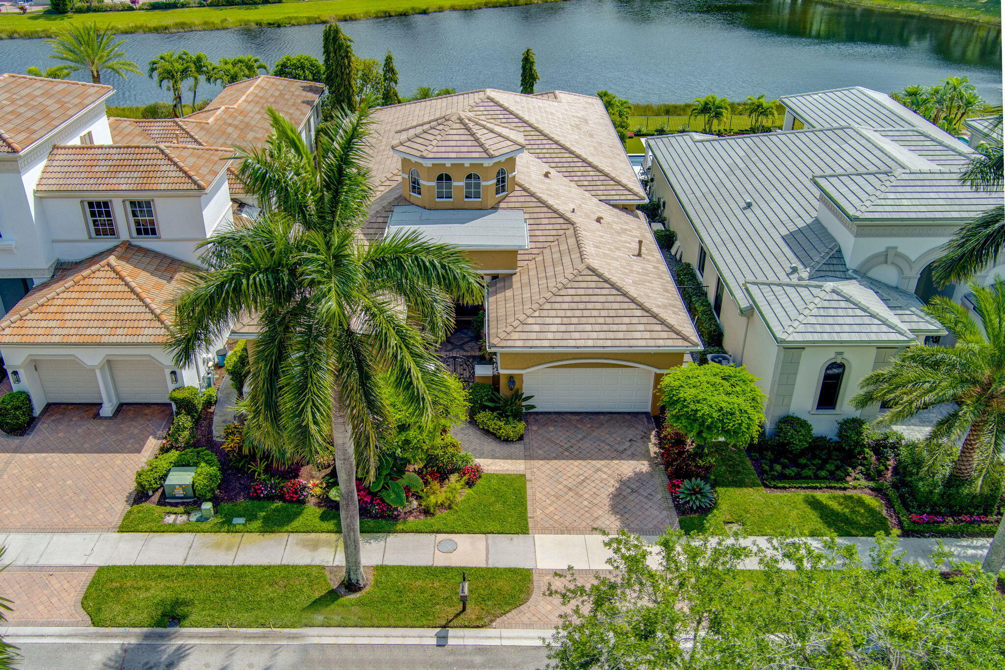 Property for Sale at 112 Monte Carlo Drive, Palm Beach Gardens, Palm Beach County, Florida - Bedrooms: 3 
Bathrooms: 3.5  - $2,799,000