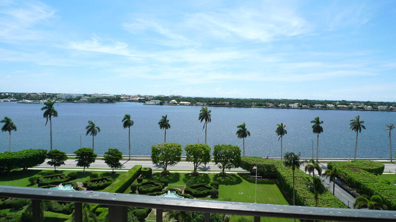 Photo 1 of 1801 S Flagler Drive 910, West Palm Beach, Florida, $365,000, Web #: 10242673