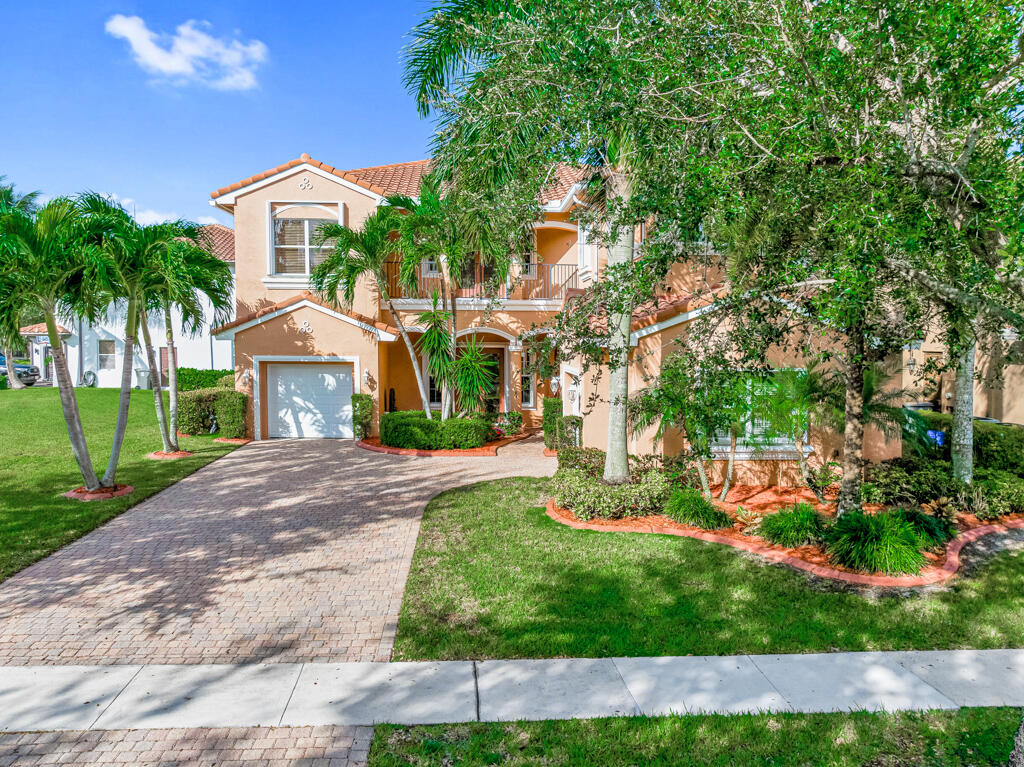 514 Cresta Circle, West Palm Beach, Palm Beach County, Florida - 4 Bedrooms  
4 Bathrooms - 