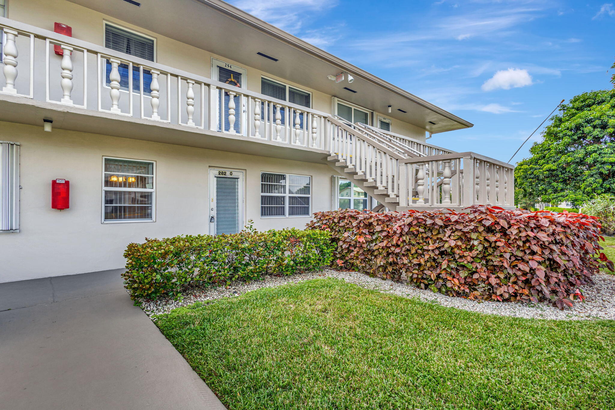 Property for Sale at 282 Northampton O, West Palm Beach, Palm Beach County, Florida - Bedrooms: 2 
Bathrooms: 1.5  - $139,999