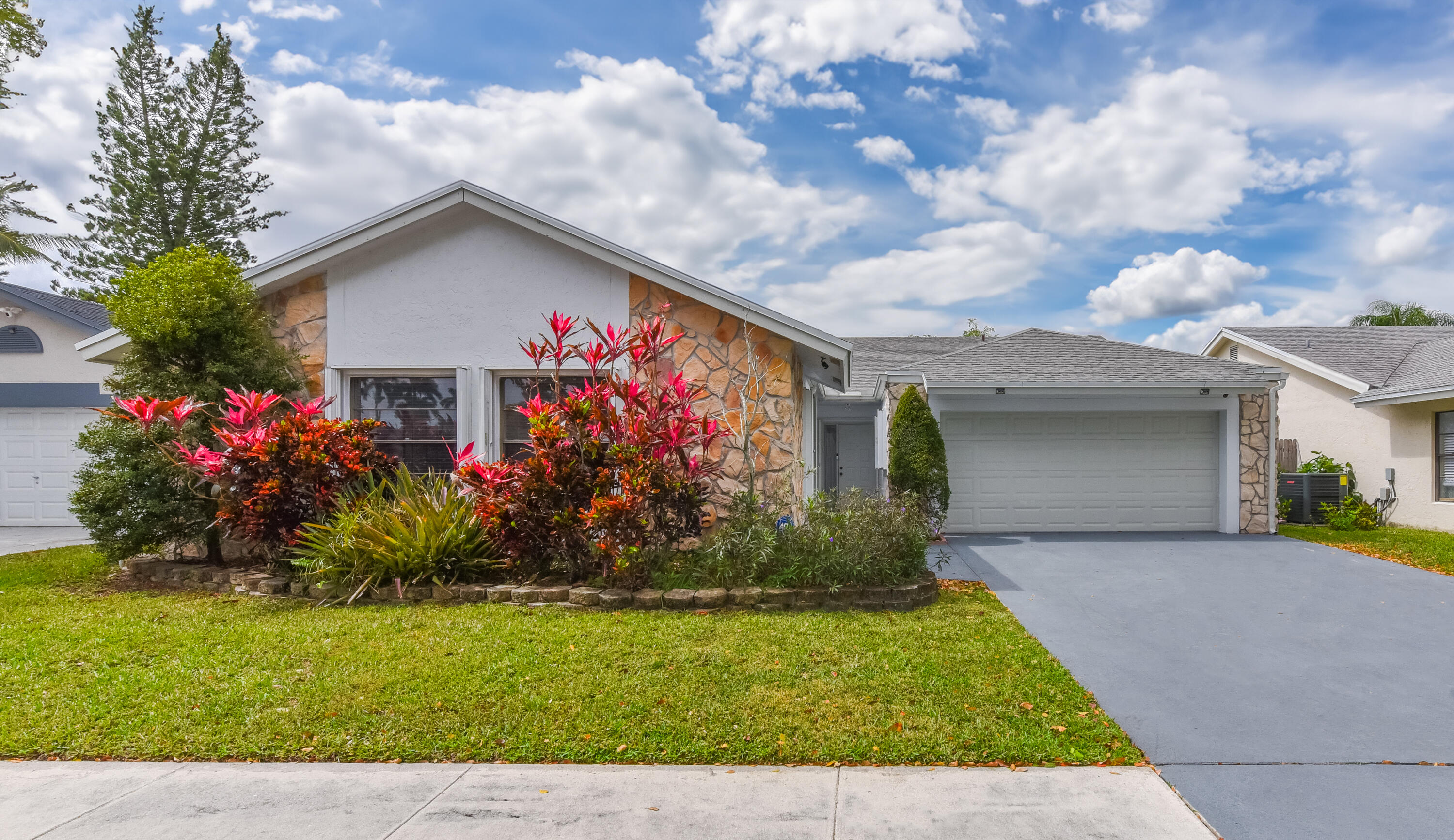 Property for Sale at 20977 Country Creek Drive, Boca Raton, Palm Beach County, Florida - Bedrooms: 4 
Bathrooms: 2  - $665,000