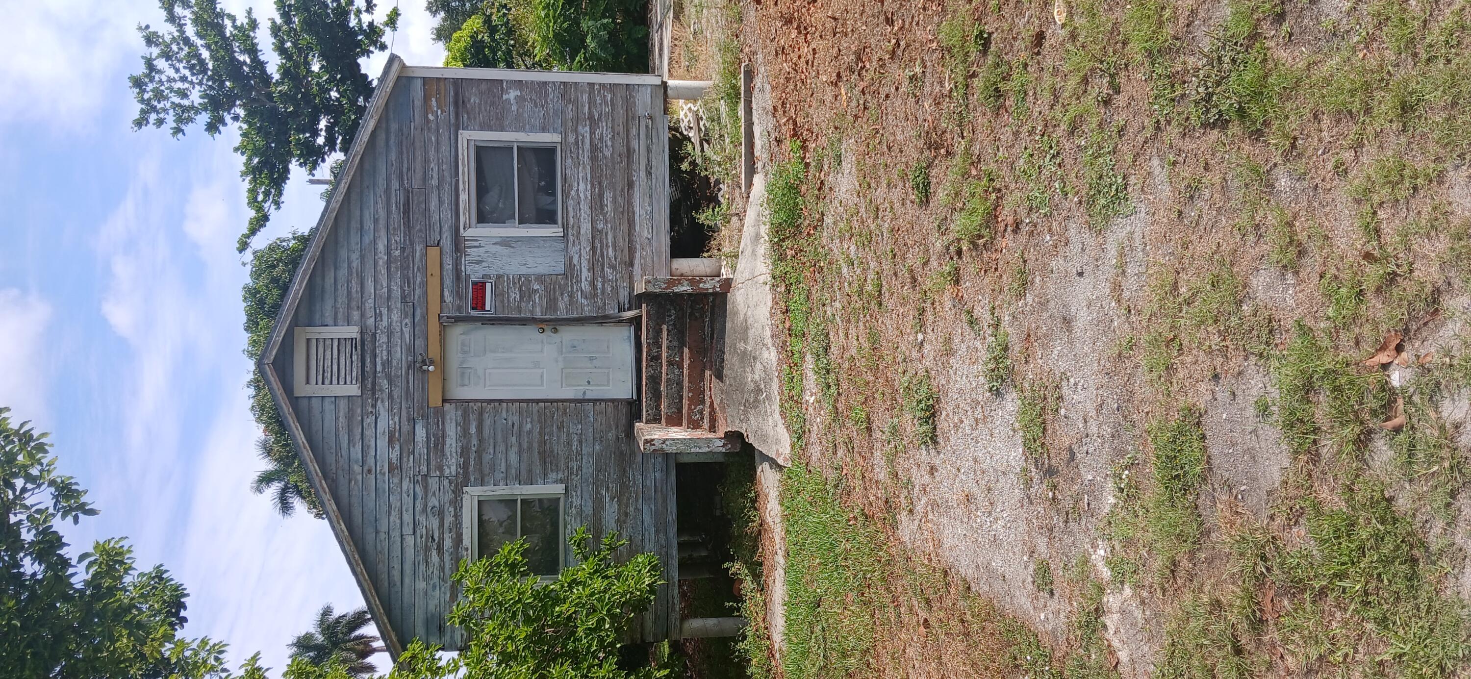 Property for Sale at 1709 Nw Avenue G Avenue, Belle Glade, Palm Beach County, Florida - Bedrooms: 1 
Bathrooms: 1  - $90,000