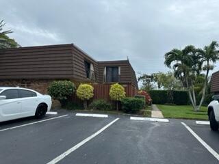 3963 Carolina Drive, Lake Worth, Palm Beach County, Florida - 2 Bedrooms  
2.5 Bathrooms - 