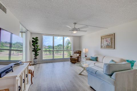 Photo of 5390 Woodland Lakes Drive #305, Palm Beach Gardens, FL 33418 (MLS # RX-11100875)