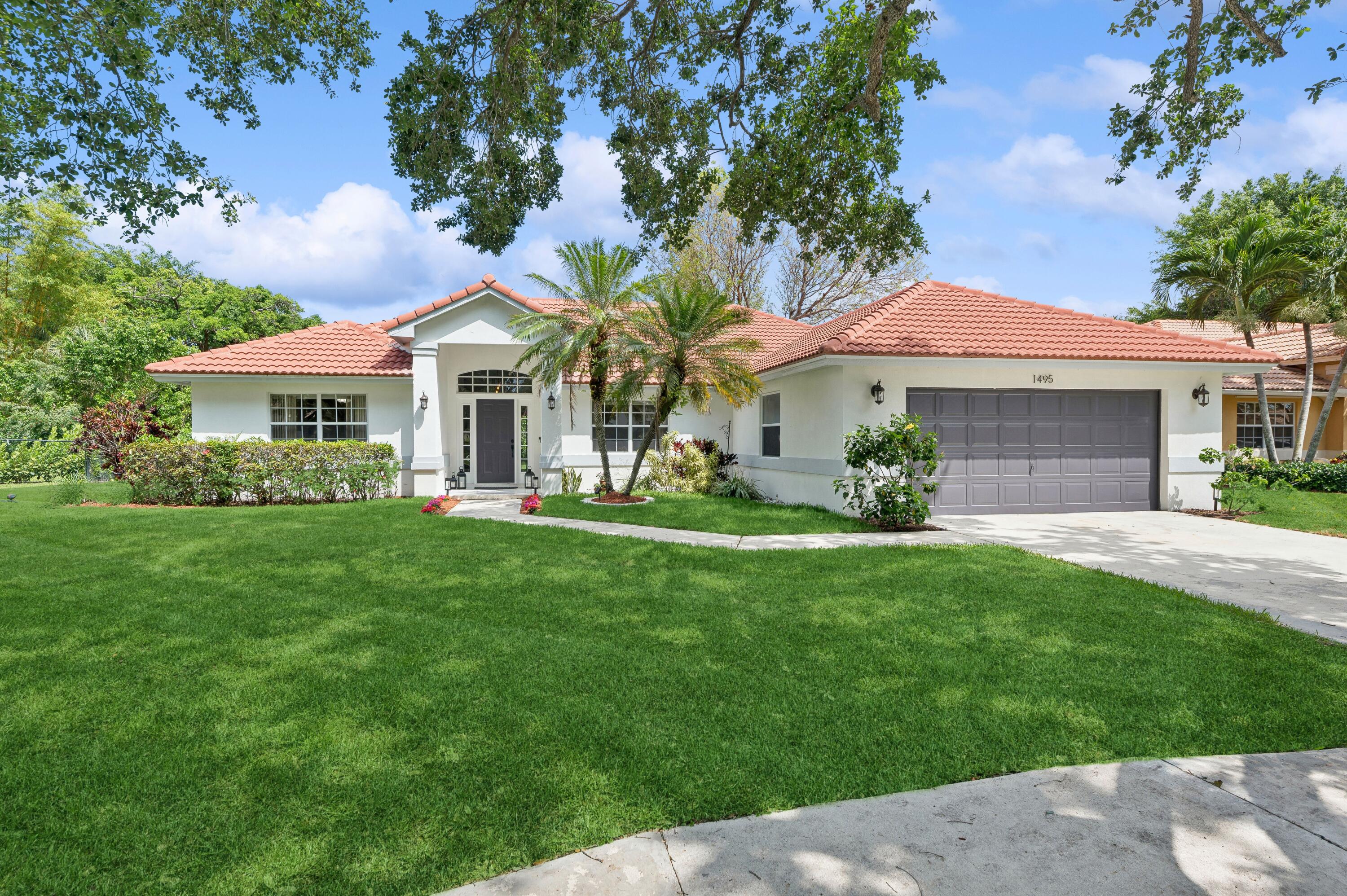 Property for Sale at 1495 E Lancewood Place, Delray Beach, Palm Beach County, Florida - Bedrooms: 3 
Bathrooms: 2.5  - $749,000