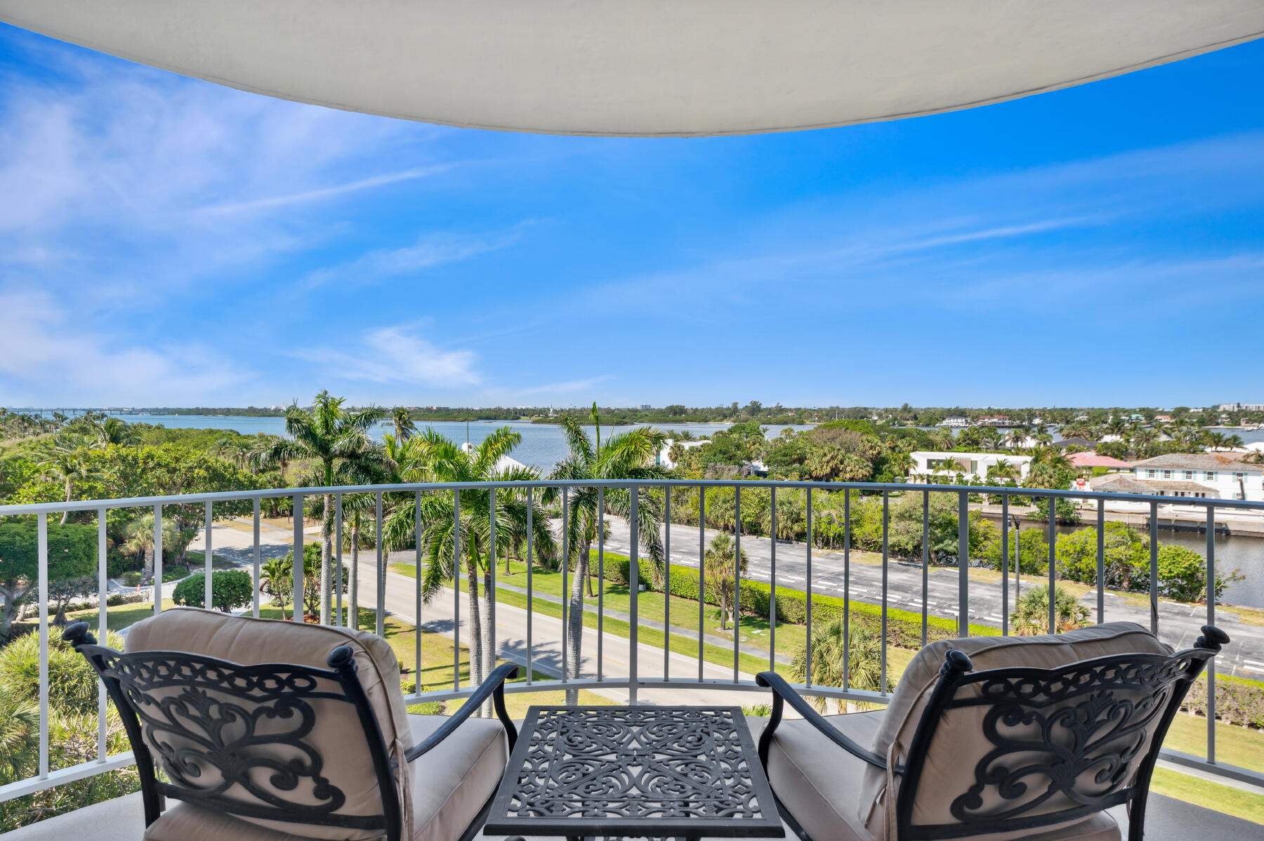 Property for Sale at 2295 S Ocean Boulevard 616, Palm Beach, Palm Beach County, Florida - Bedrooms: 2 
Bathrooms: 2  - $950,000