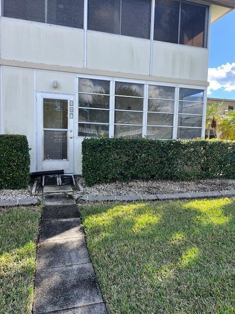 187 Windsor I, West Palm Beach, Palm Beach County, Florida - 1 Bedrooms  
1.5 Bathrooms - 