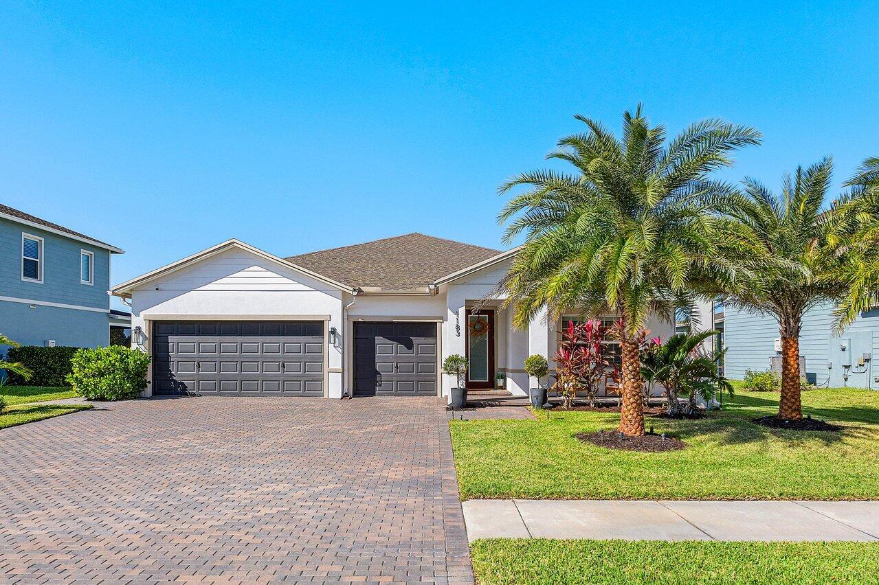 1183 Bushel Creek Crossing, Loxahatchee, Palm Beach County, Florida - 4 Bedrooms  
3 Bathrooms - 