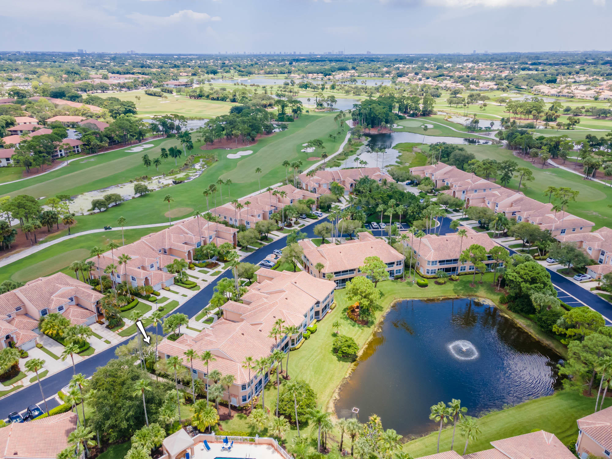 208 Legendary Circle, Palm Beach Gardens, Palm Beach County, Florida - 3 Bedrooms  
2 Bathrooms - 
