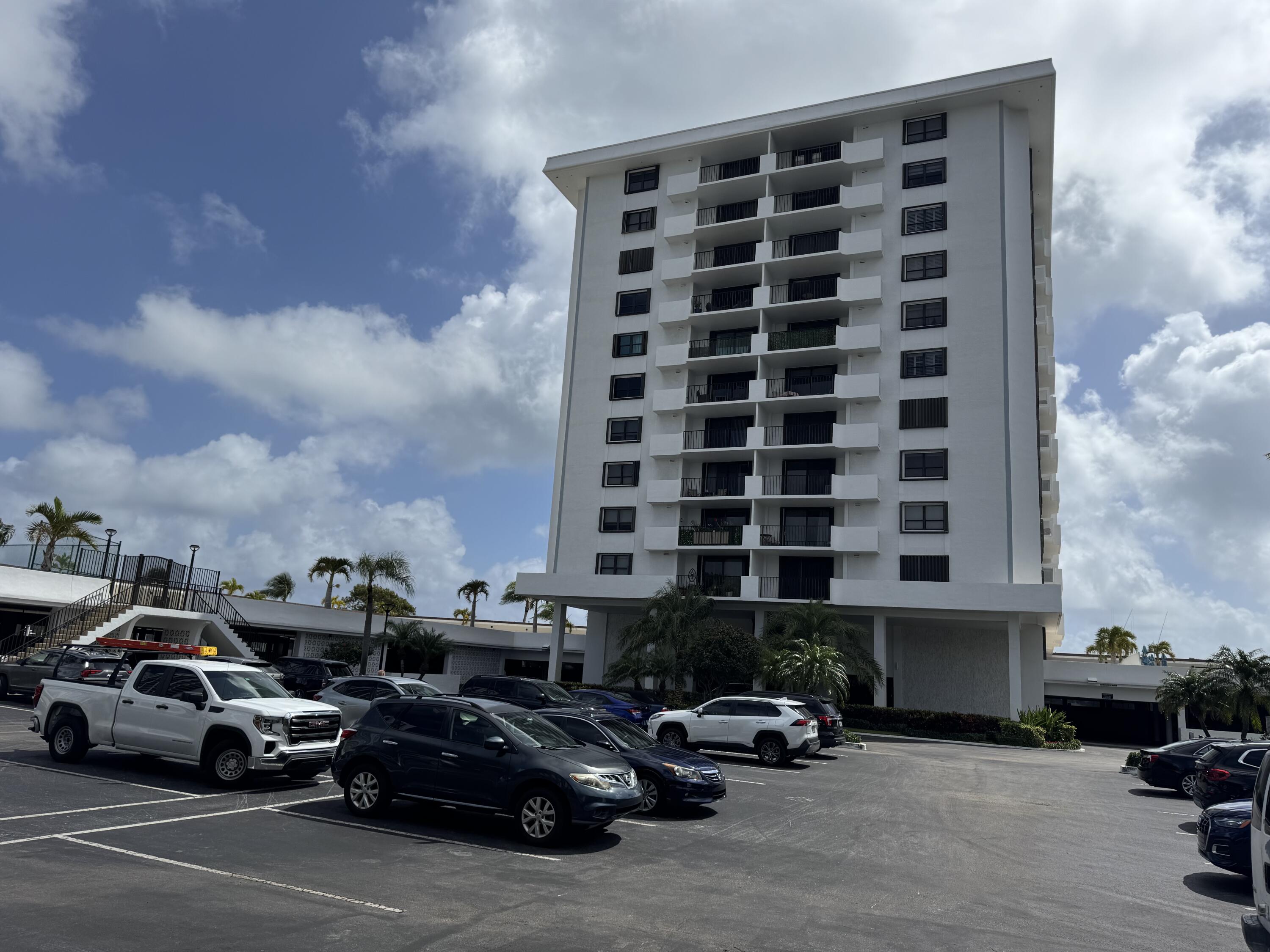 1208 Marine Way D2, North Palm Beach, Miami-Dade County, Florida - 1 Bedrooms  
1 Bathrooms - 