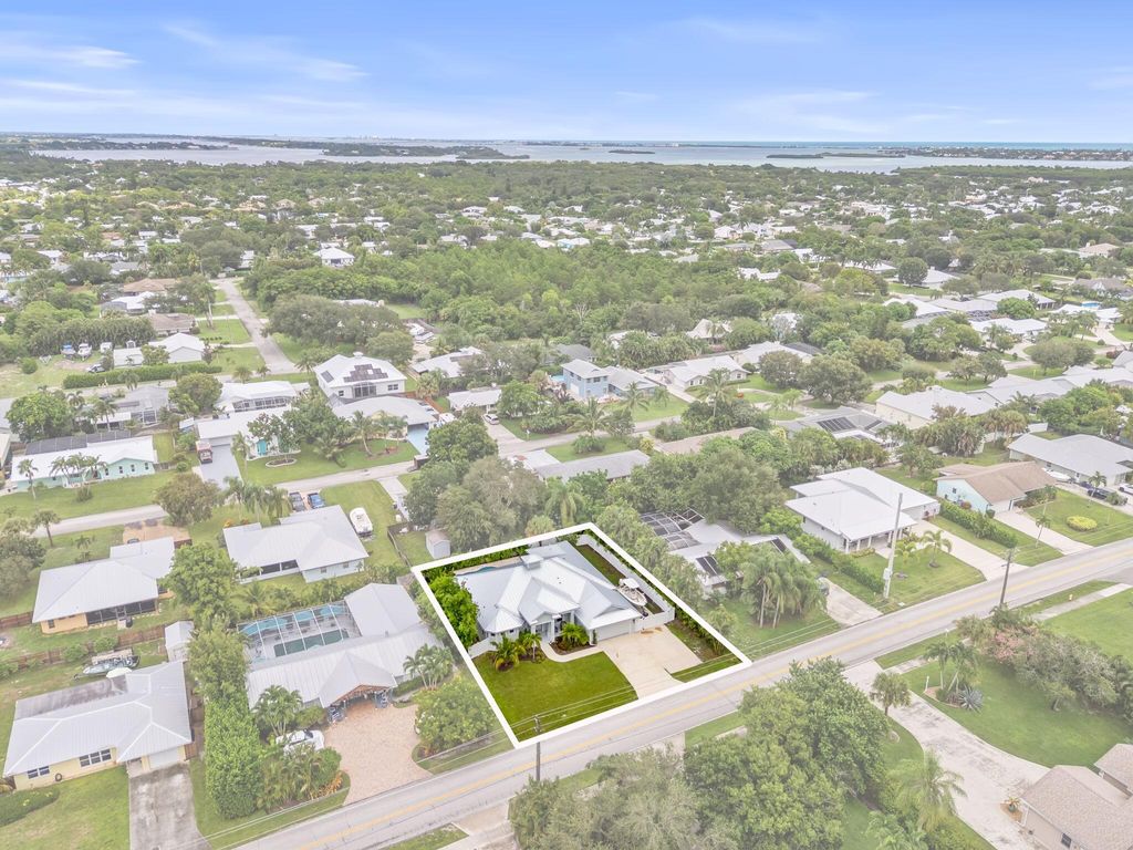 Photo of 5139 SE Horseshoe Point Road, Stuart, FL 34997 (MLS # RX-11122686)