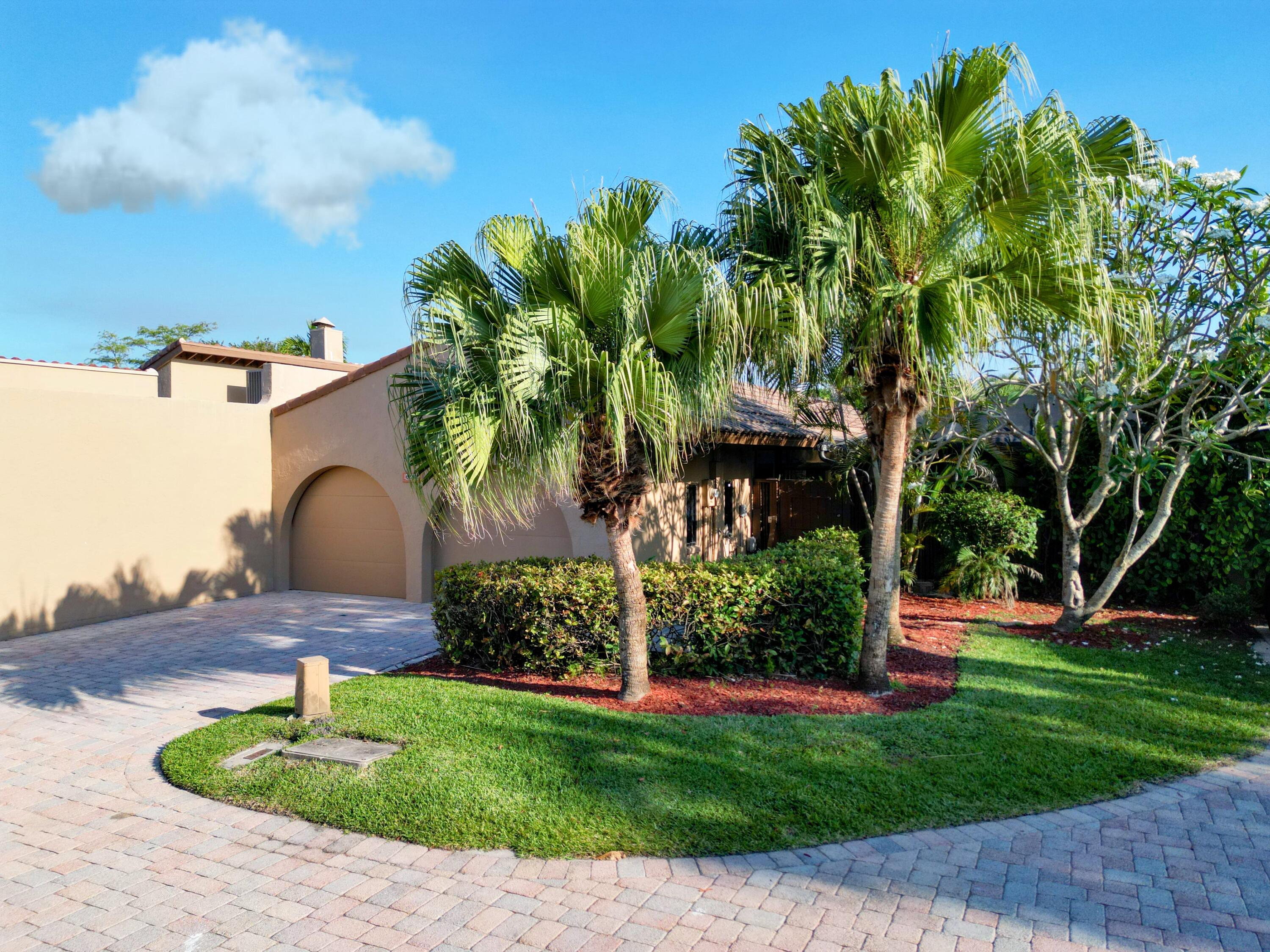 Property for Sale at 6582 Patio Lane, Boca Raton, Palm Beach County, Florida - Bedrooms: 3 
Bathrooms: 2  - $659,000