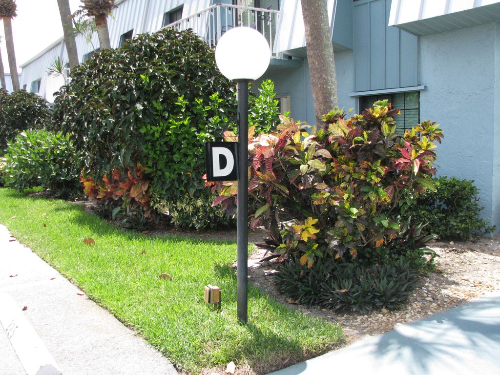 Photo of 950 S Kanner Highway #D-4, Stuart, FL 34994 (MLS # RX-11117885)