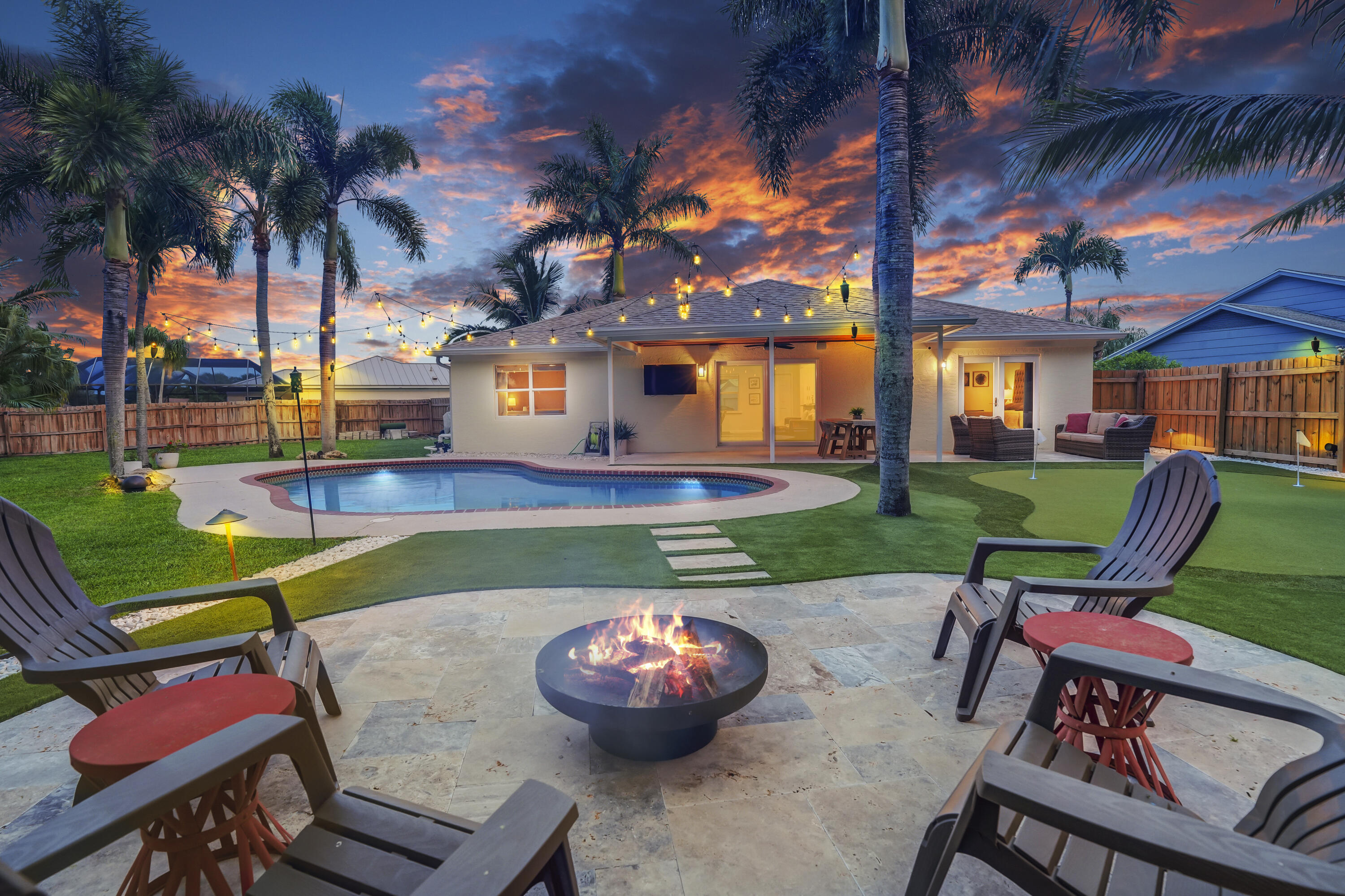Property for Sale at 152 Stillwater Circle, Jupiter, Palm Beach County, Florida - Bedrooms: 3 
Bathrooms: 2  - $750,000