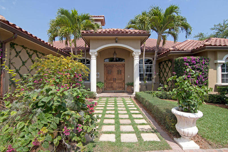 Photo 1 of 1711 Antigua Road, West Palm Beach, Florida, $825,000, Web #: 10122067