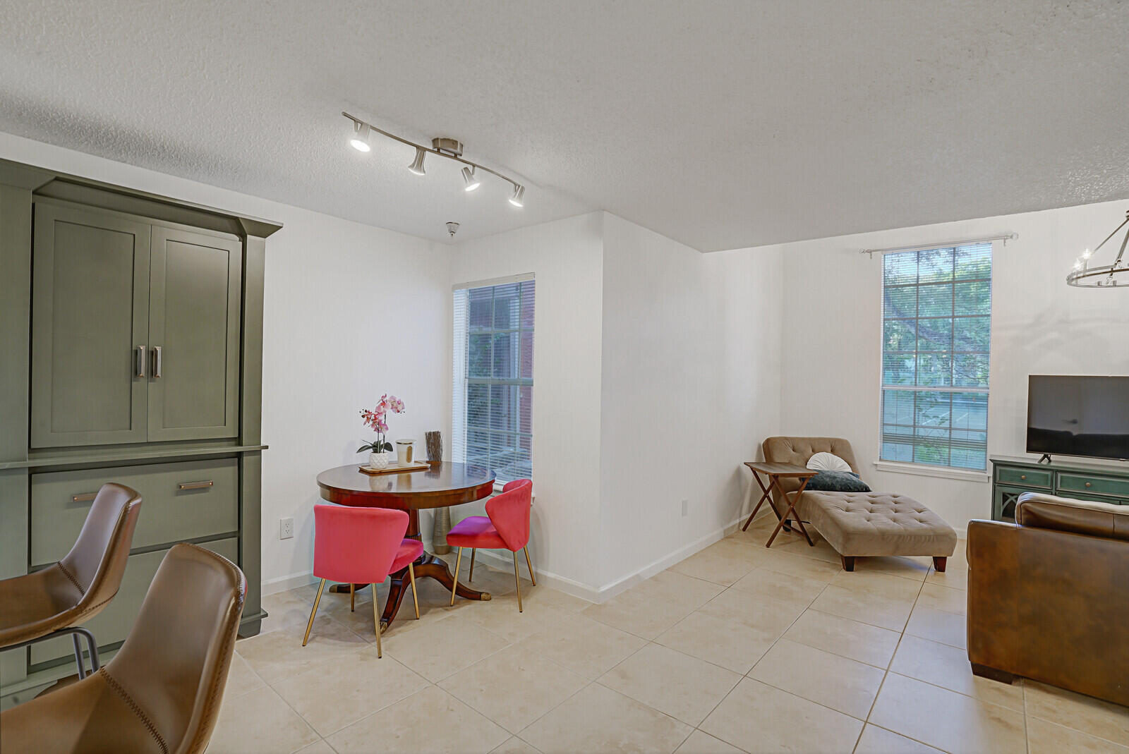 1011 Crystal Way M, Delray Beach, Palm Beach County, Florida - 1 Bedrooms  
1 Bathrooms - 