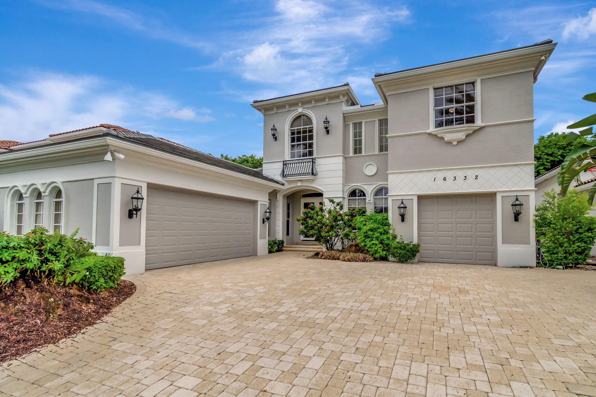 16332 Bristol Pointe Drive, Delray Beach, Palm Beach County, Florida - 5 Bedrooms  
4.5 Bathrooms - 