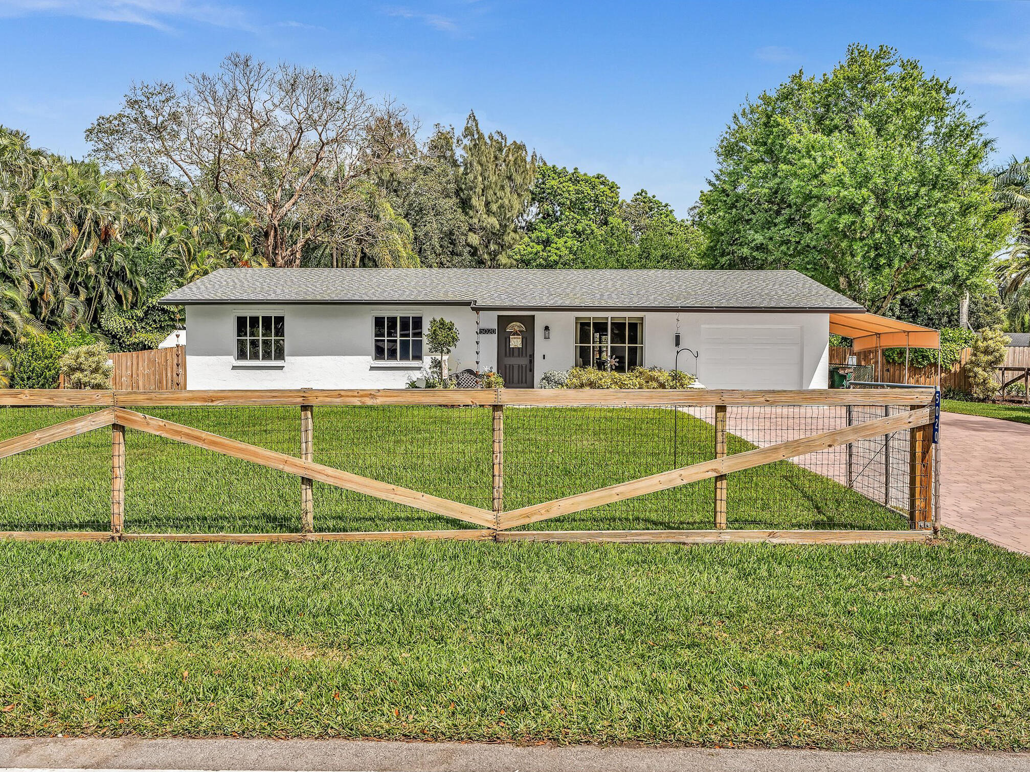 Listing image 1
