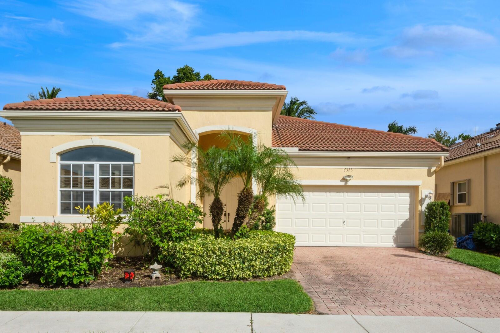 Property for Sale at 7323 Demedici Circle, Delray Beach, Palm Beach County, Florida - Bedrooms: 2 
Bathrooms: 2  - $425,000