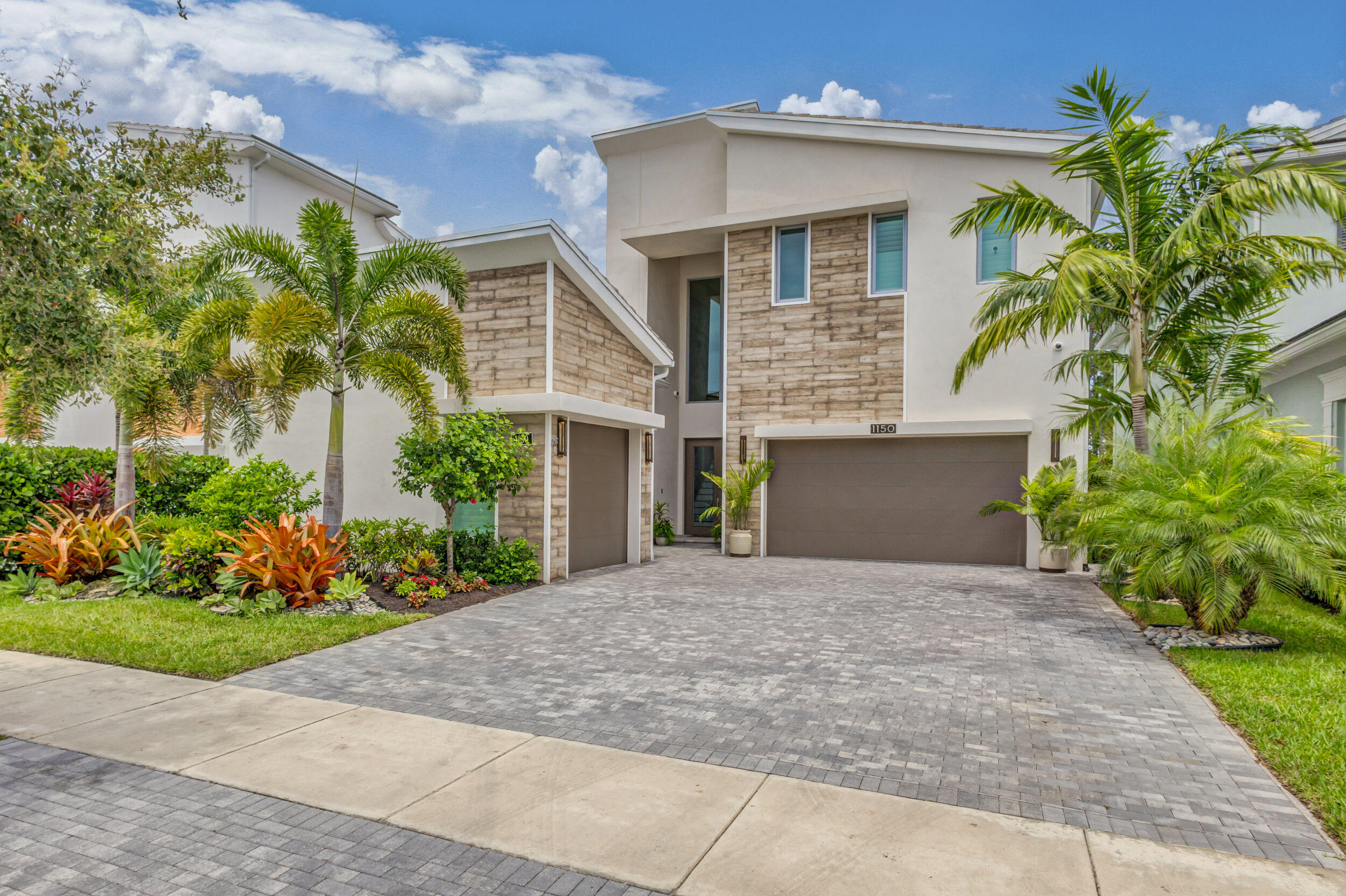 Property for Sale at 1150 Faulkner Terrace, Palm Beach Gardens, Palm Beach County, Florida - Bedrooms: 6 
Bathrooms: 6.5  - $2,749,000
