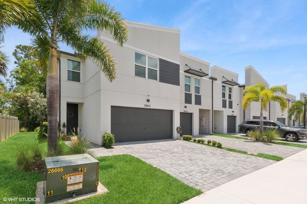 Photo of 3901 SE Mentmore Lane, Stuart, FL 34997 (MLS # RX-11123659)