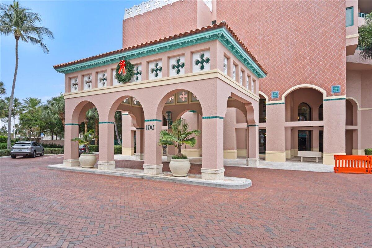100 Se 5th Avenue 412, Boca Raton, Palm Beach County, Florida - 2 Bedrooms  
2 Bathrooms - 