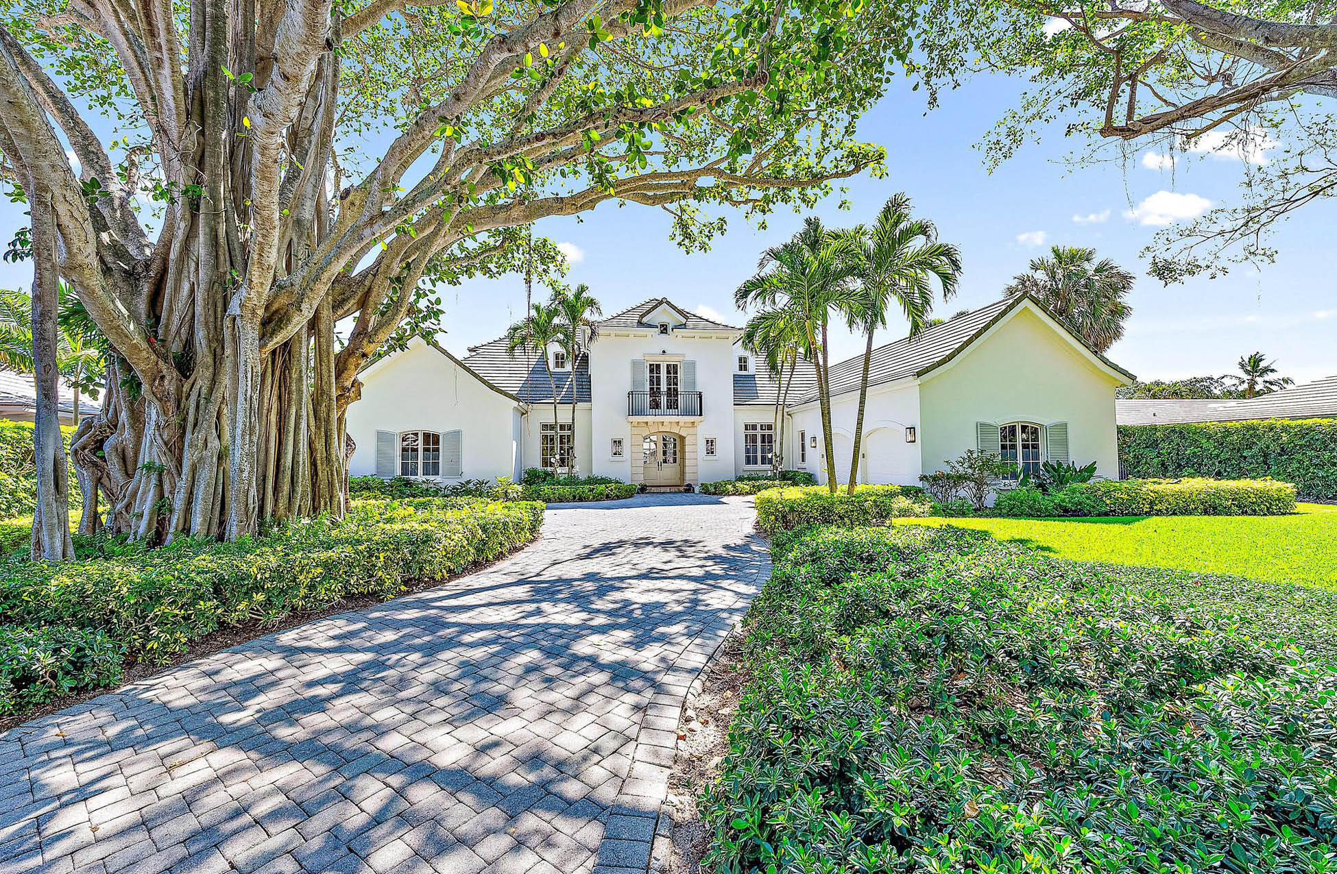 Property for Sale at 11426 Lost Tree Way, North Palm Beach, Miami-Dade County, Florida - Bedrooms: 4 
Bathrooms: 4.5  - $10,500,000