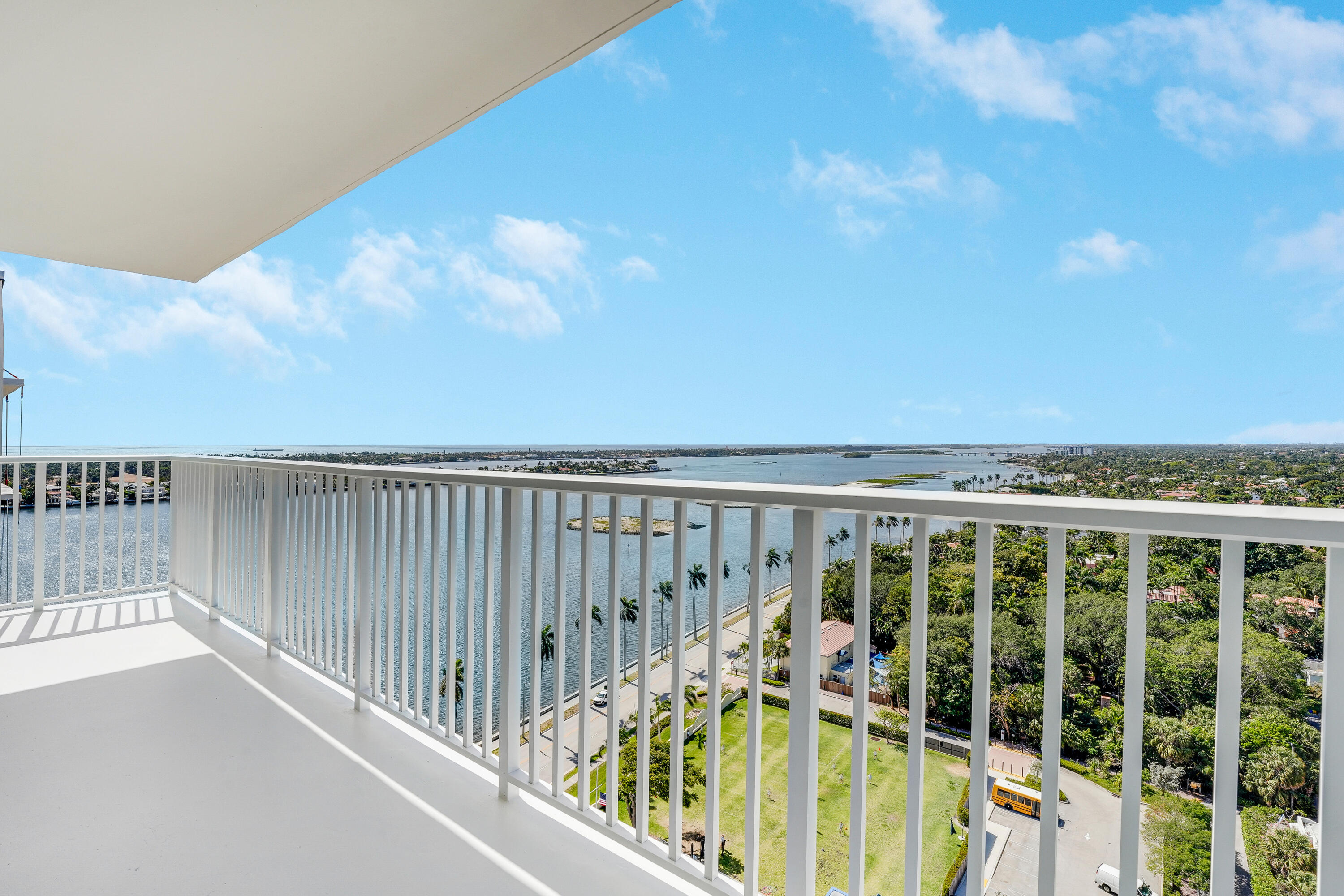 Property for Sale at 1801 S Flagler Drive Ph 1, West Palm Beach, Palm Beach County, Florida - Bedrooms: 1 
Bathrooms: 1.5  - $648,000