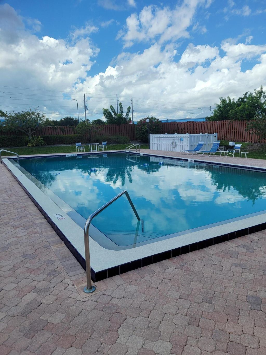 Photo of 8012 SE Villa Circle, Hobe Sound, FL 33455 (MLS # RX-11125781)