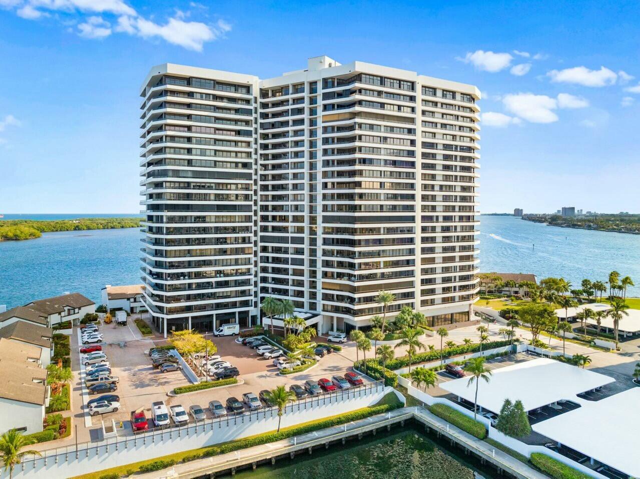 Property for Sale at 100 Lakeshore Drive 252, North Palm Beach, Miami-Dade County, Florida - Bedrooms: 3 
Bathrooms: 3.5  - $775,000