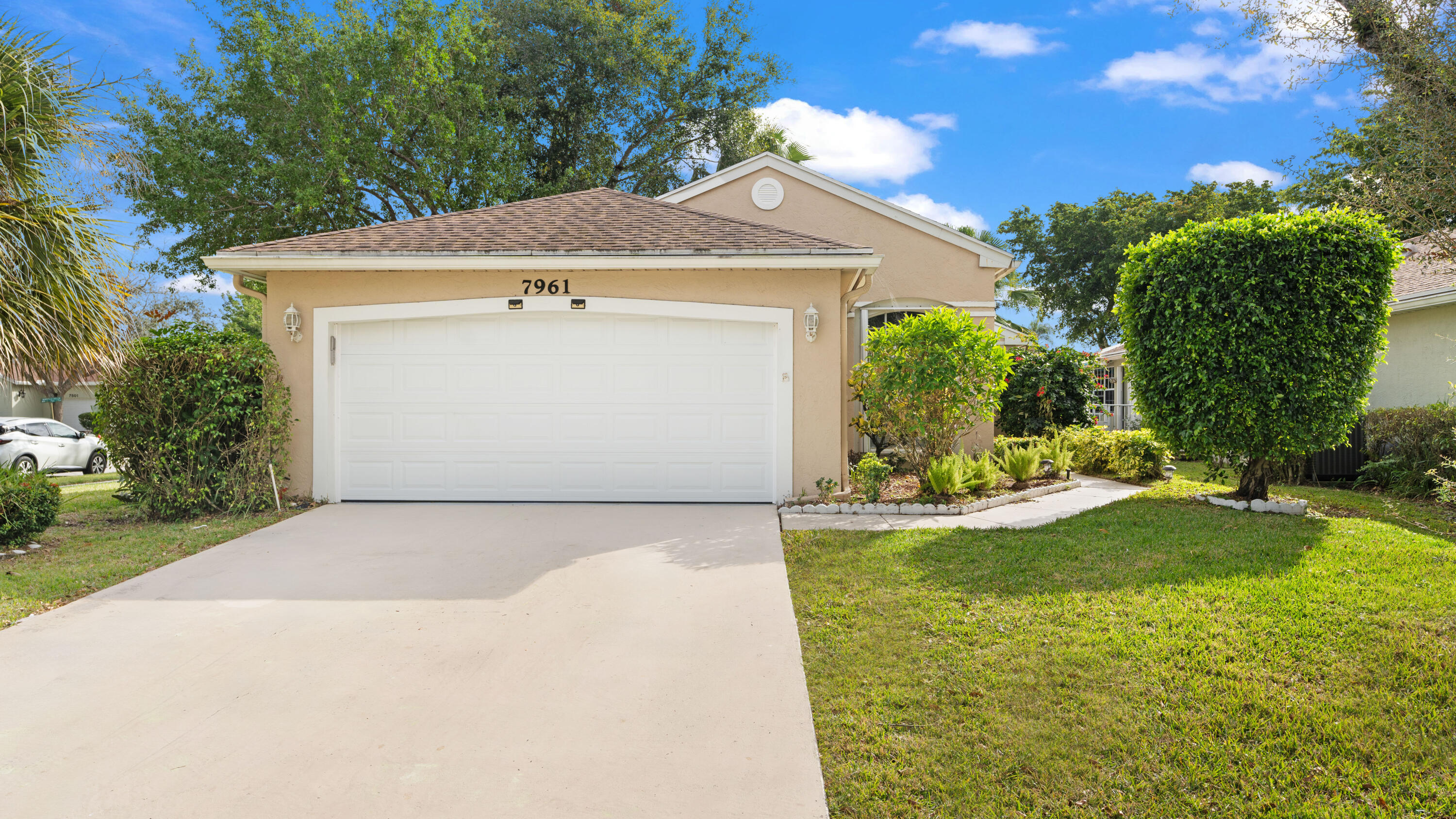 7961 Mansfield Hollow Road, Delray Beach, Palm Beach County, Florida - 3 Bedrooms  
2 Bathrooms - 