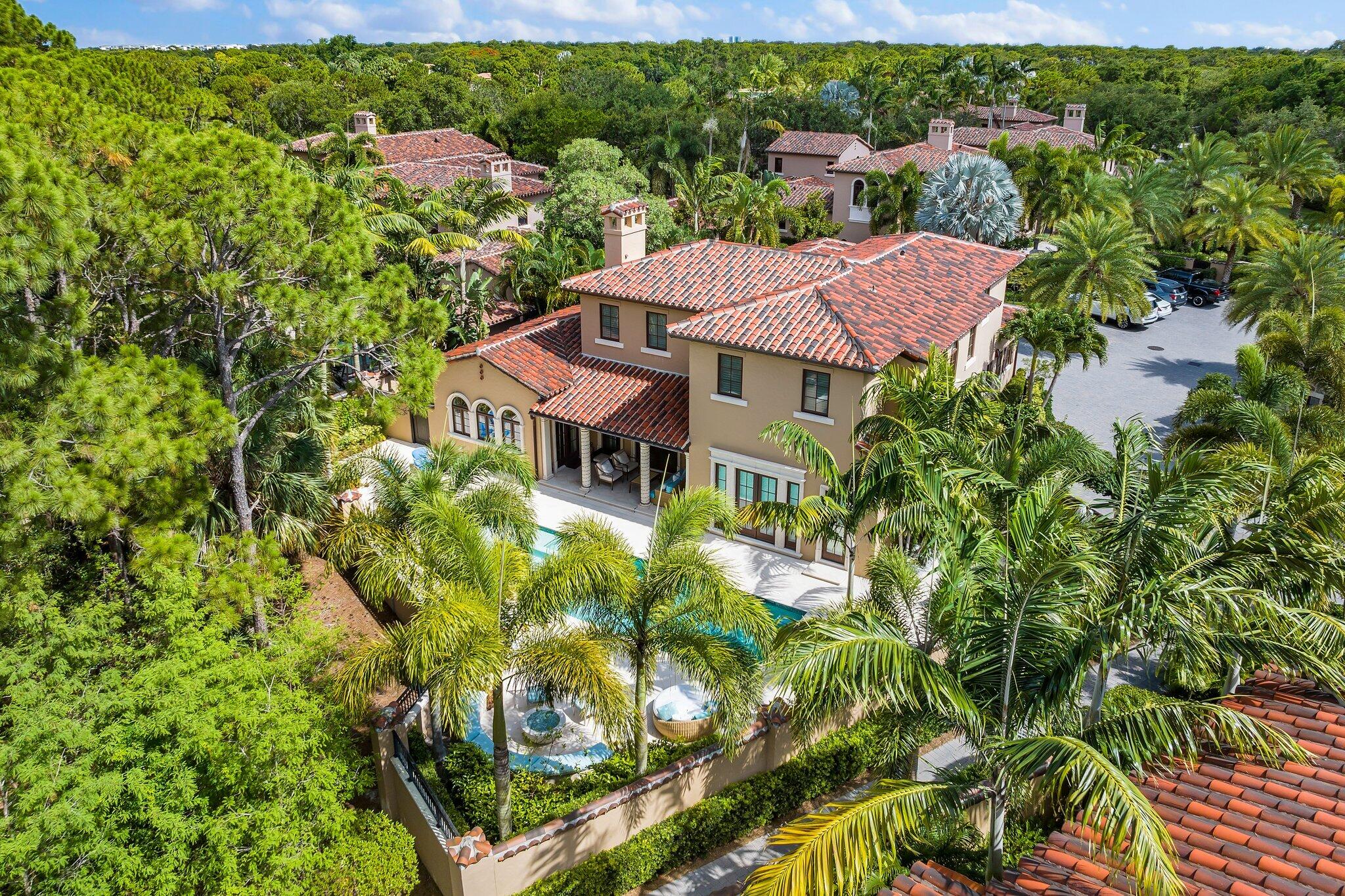 Property for Sale at 426 Via Del Orso Drive, Jupiter, Palm Beach County, Florida - Bedrooms: 5 
Bathrooms: 6.5  - $5,850,000